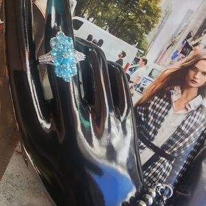 Blue Topaz .925 Silver Stunning Ring (Size 9)